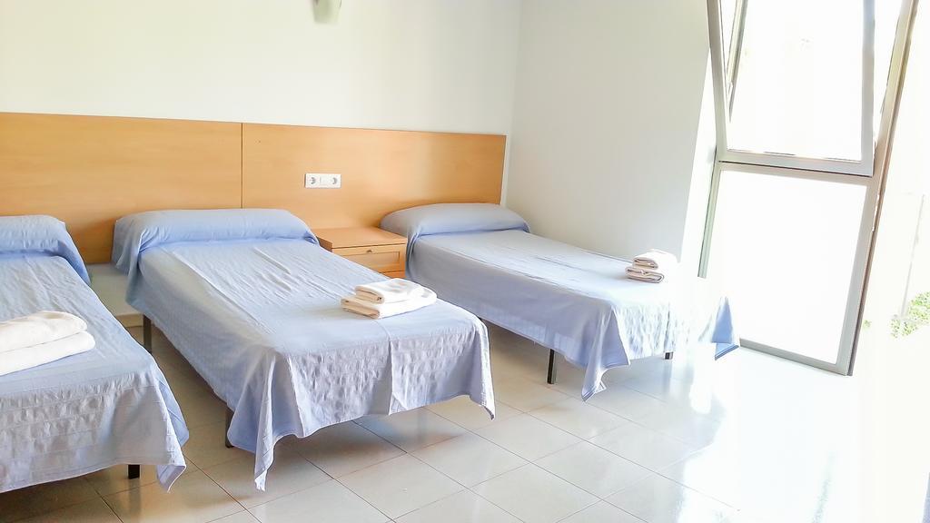 Apartaments Turistics Residencia Vila Nova Vilanova i la Geltrú Chambre photo